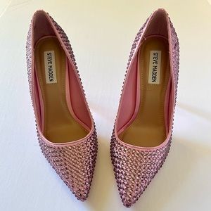 Steve Madden Vala-R Rhinestone embellished Stiletto Pumps (Size 8)
